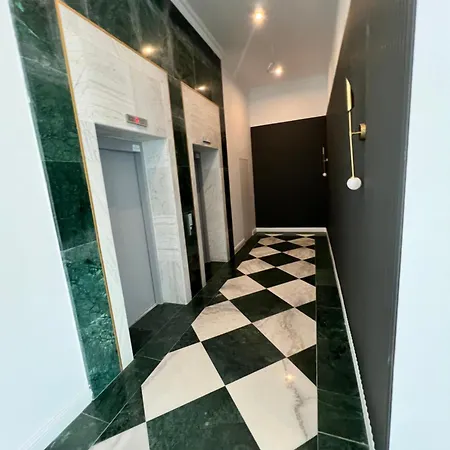 Enom Axxis Seaview *